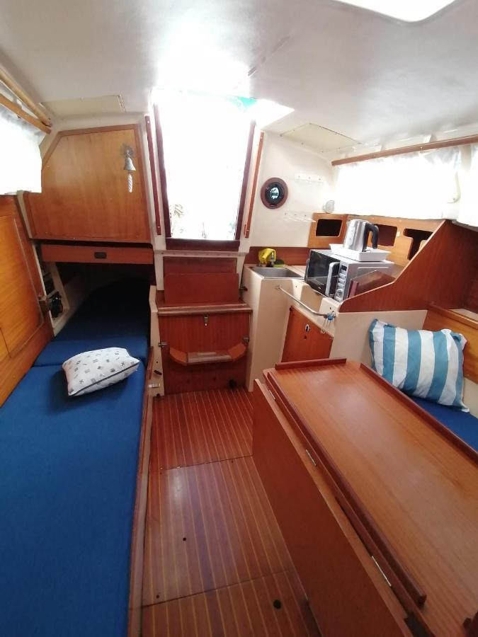 Cozy Sailboat In Barcelona!! No Showers Sant Adria de Besos Εξωτερικό φωτογραφία